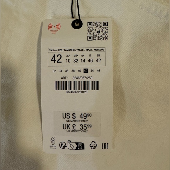 Zara NWT White High Waist Cropped Bootcut jeans - Picture 4 of 4